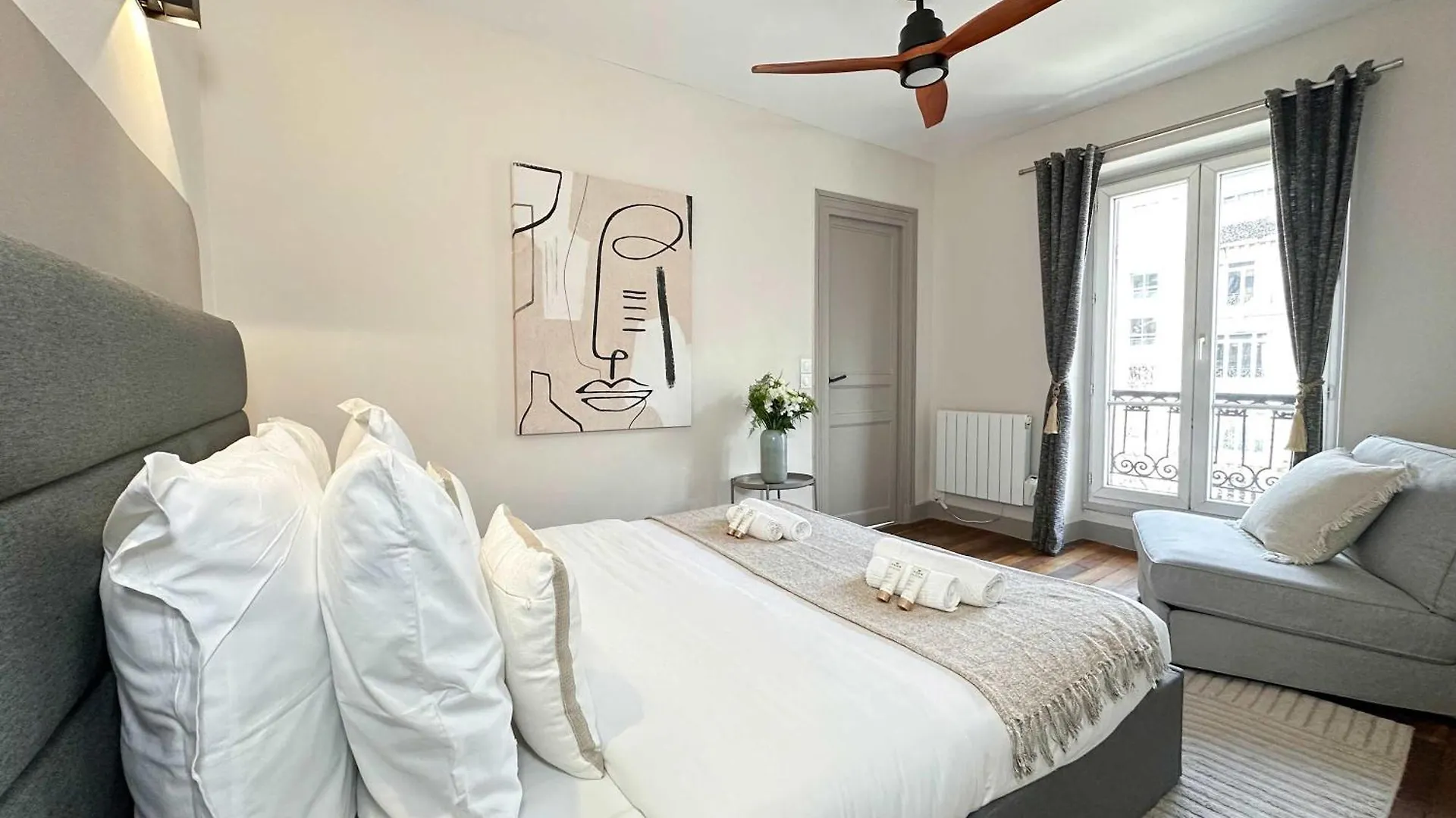 Appartement Arc De Triomphe Cosy Retreat à Paris 0*,