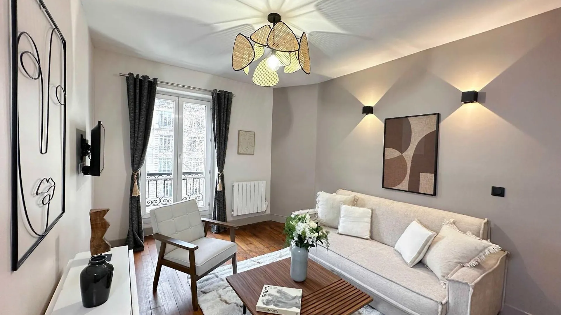 Апартаменты Arc De Triomphe Cosy Retreat Париж